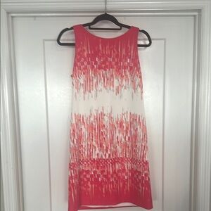 Vince Camuto White and Pink Sheath Mini Dress Sleeveless Crew Neck